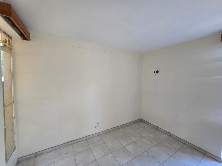 To Let 1 Bedroom Property for Rent in Doorn Free State